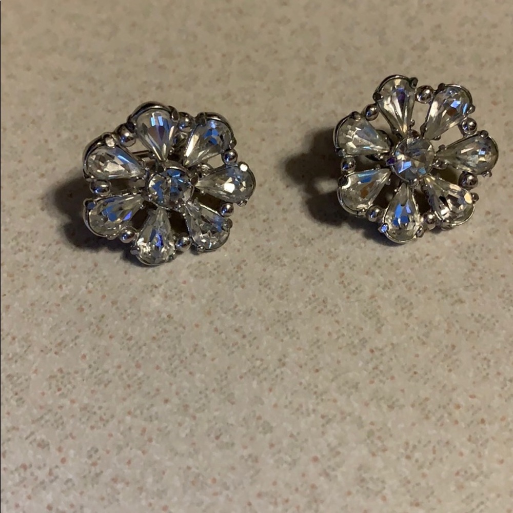 Vintage rhinestone screw back earrings (31)